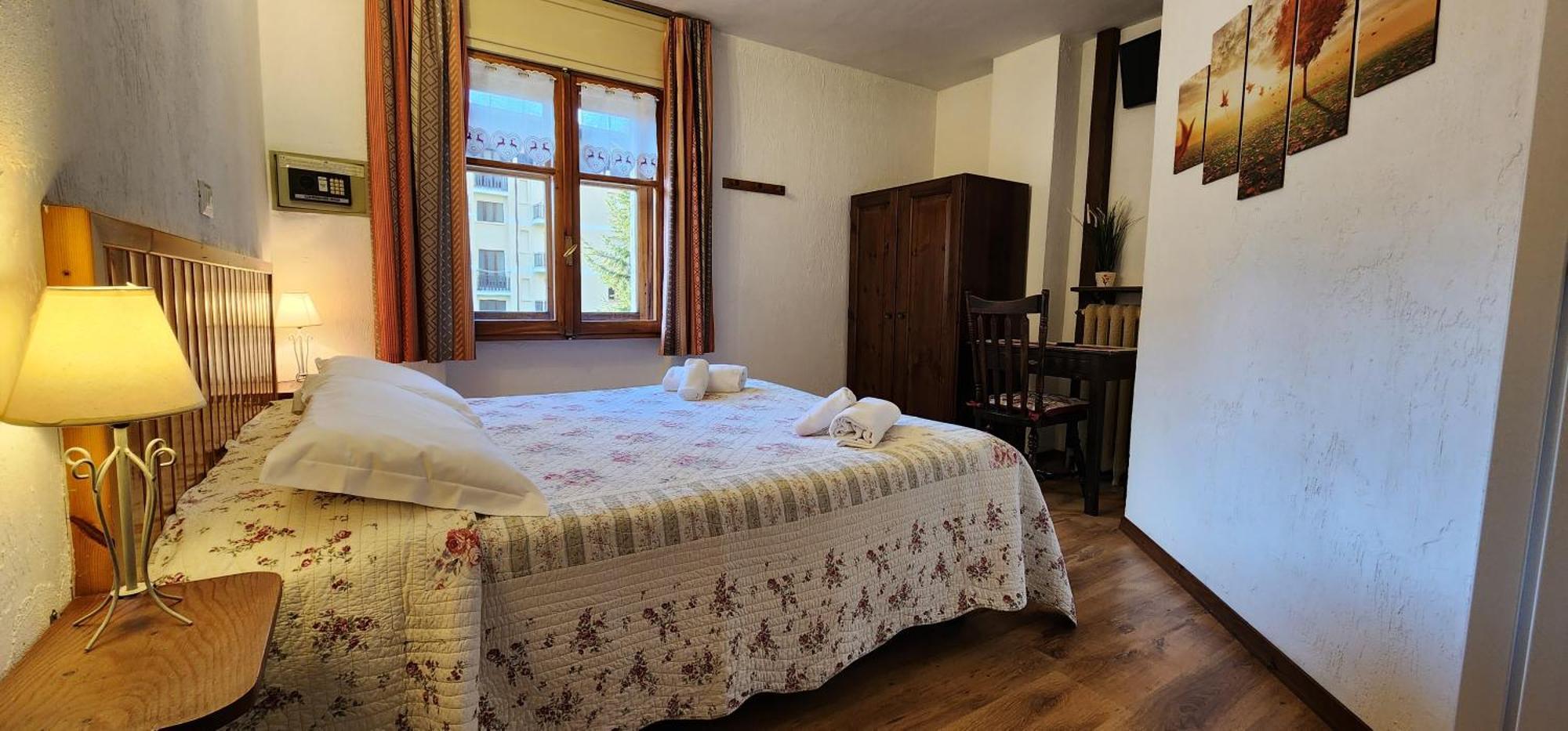 Hotel Villa Cary Oulx エクステリア 写真
