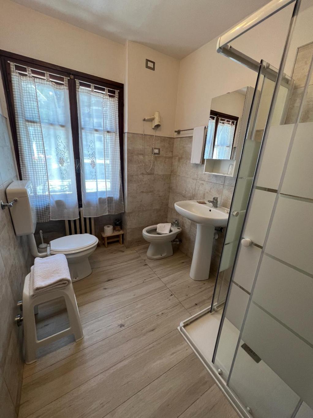 Hotel Villa Cary Oulx エクステリア 写真