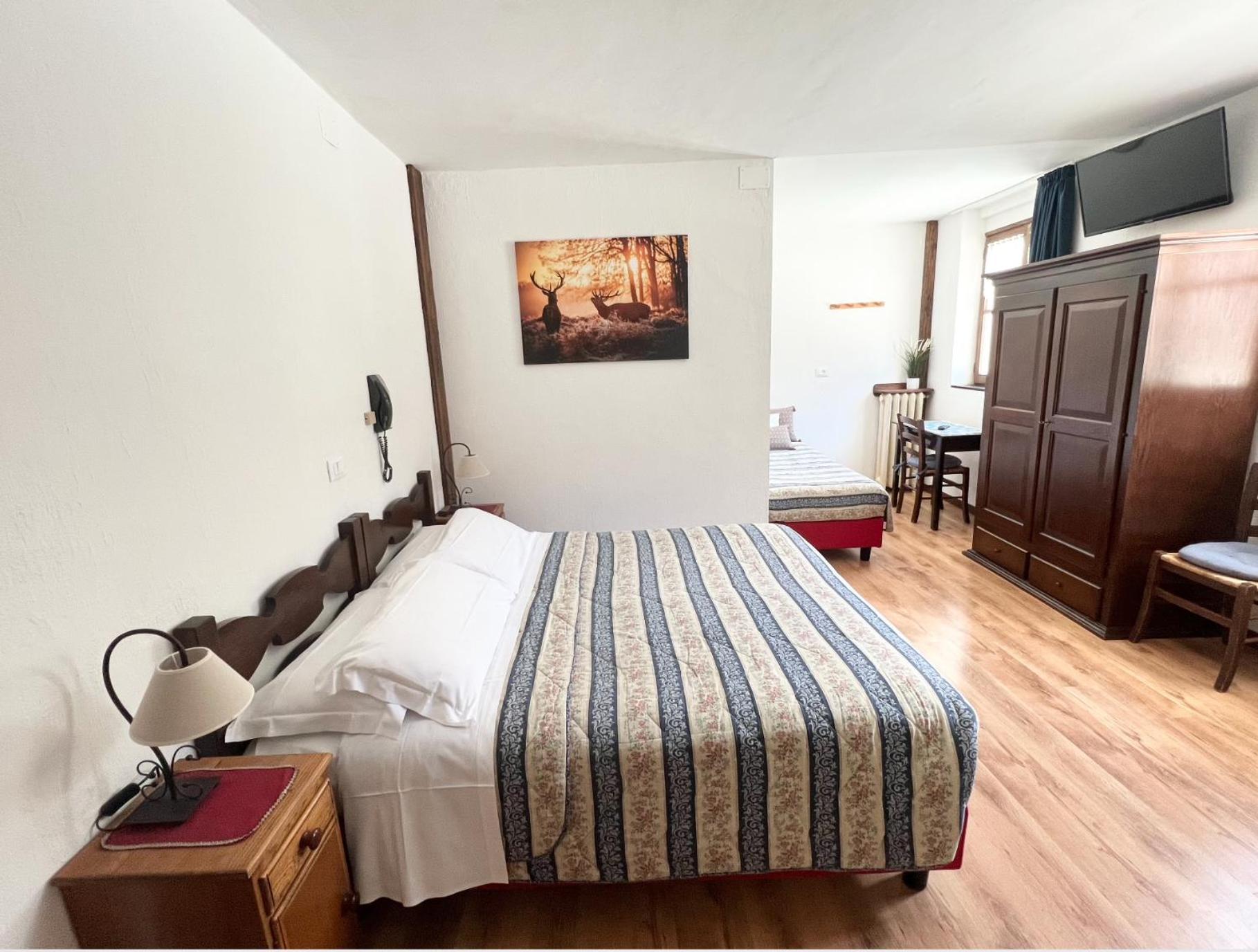 Hotel Villa Cary Oulx エクステリア 写真